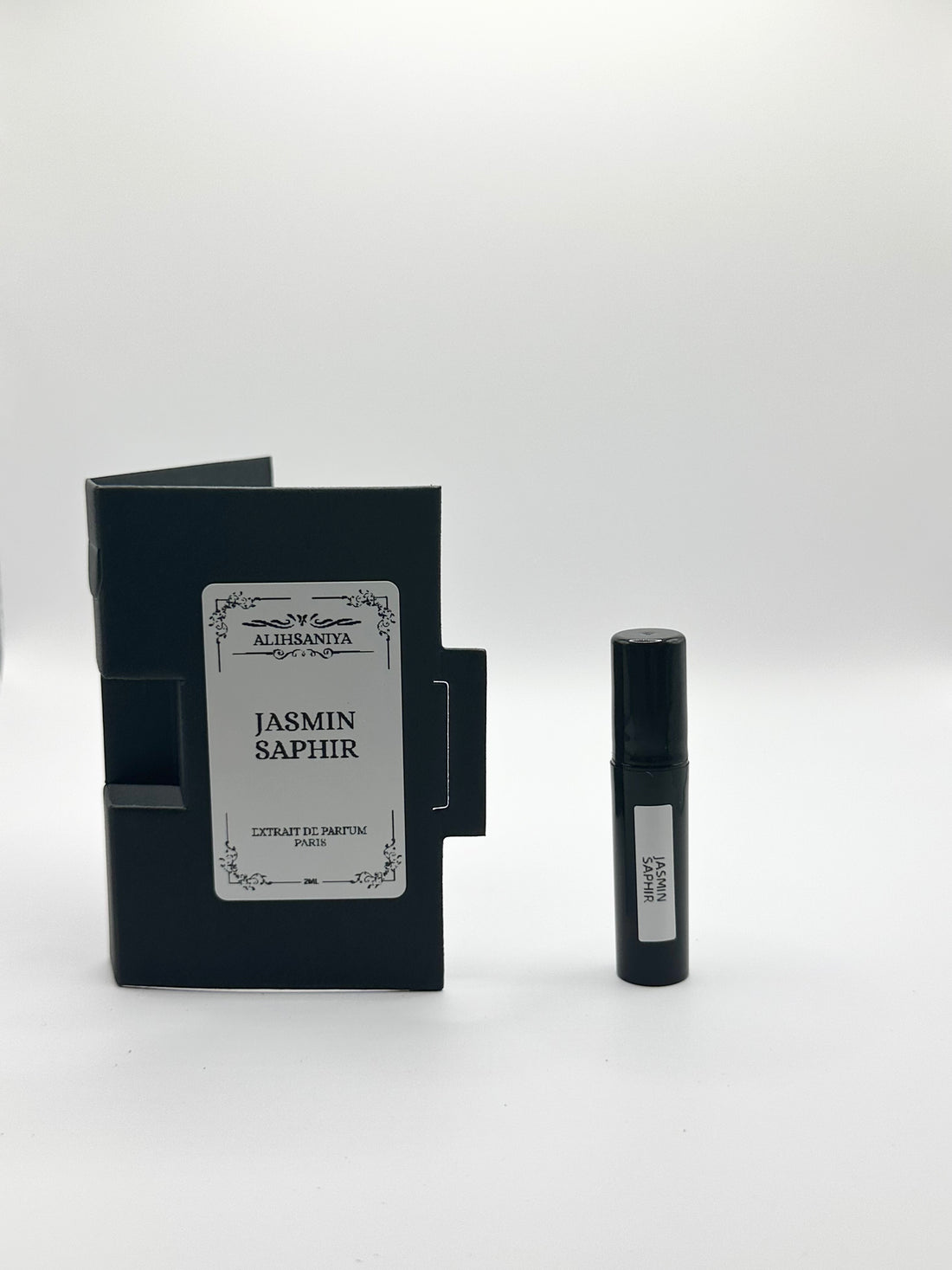 JASMIN SAPHIR